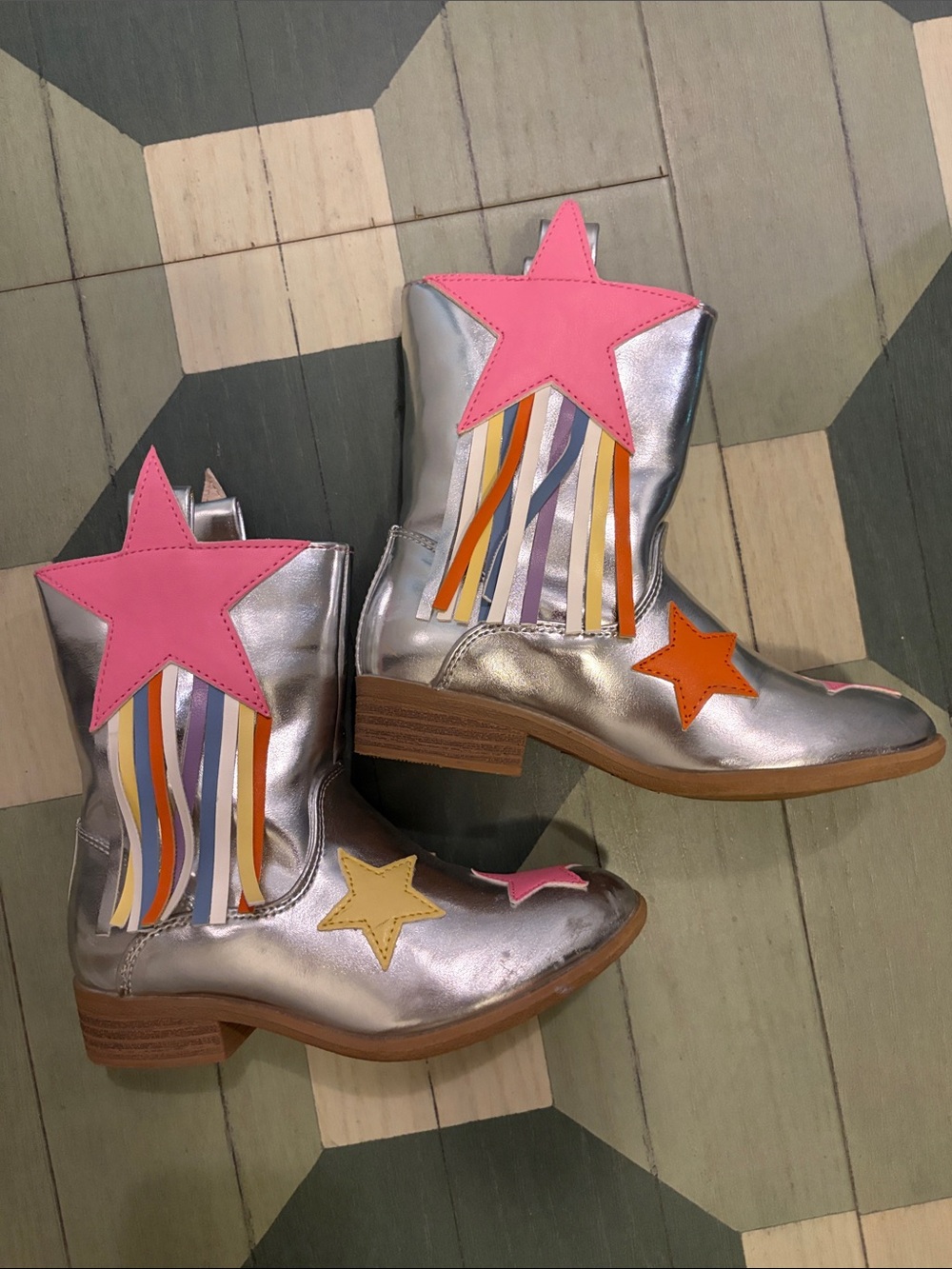 Dream Pairs Silver Kids Star Fringe Boots with Pink, Orange, Yellow Accents